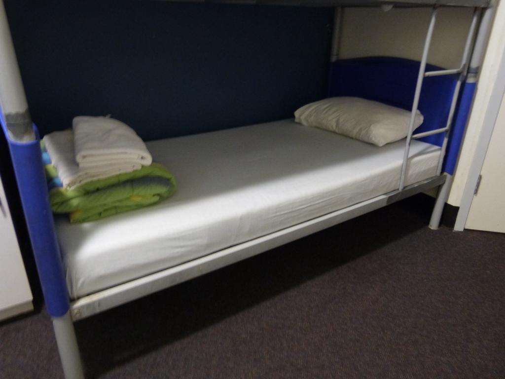 Melaleuca On Mitchell - Darwin Yha Hostel Bagian luar foto